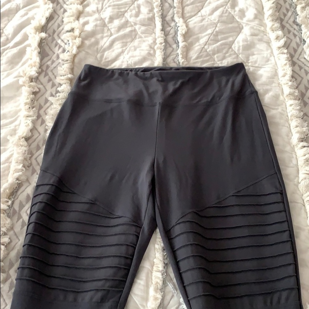 Pink rose Moto leggings